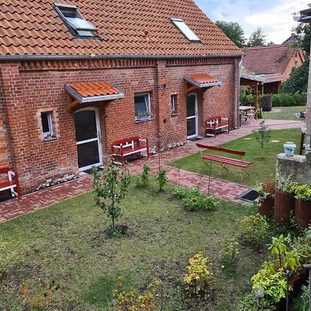 Gluecksklee شقة *